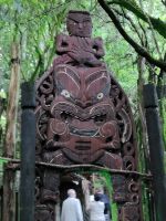 8-002 Bei den Maoris &ndash; &copy; Jens Petzoldt (Eberhardt TRAVEL)