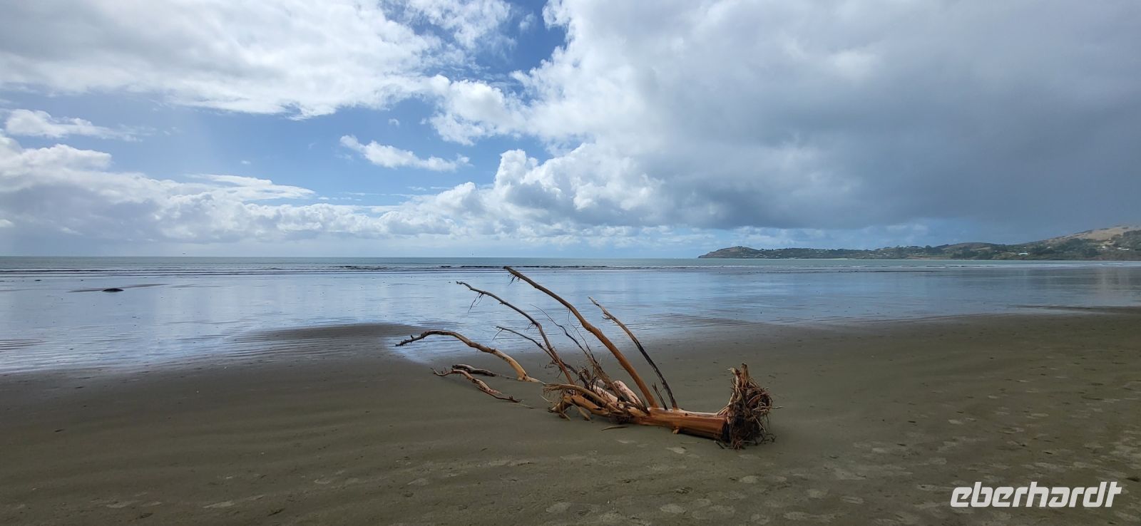 212 Strand Moeraki Boulders &ndash; &copy; Susanne Schirmann (Eberhardt TRAVEL)
