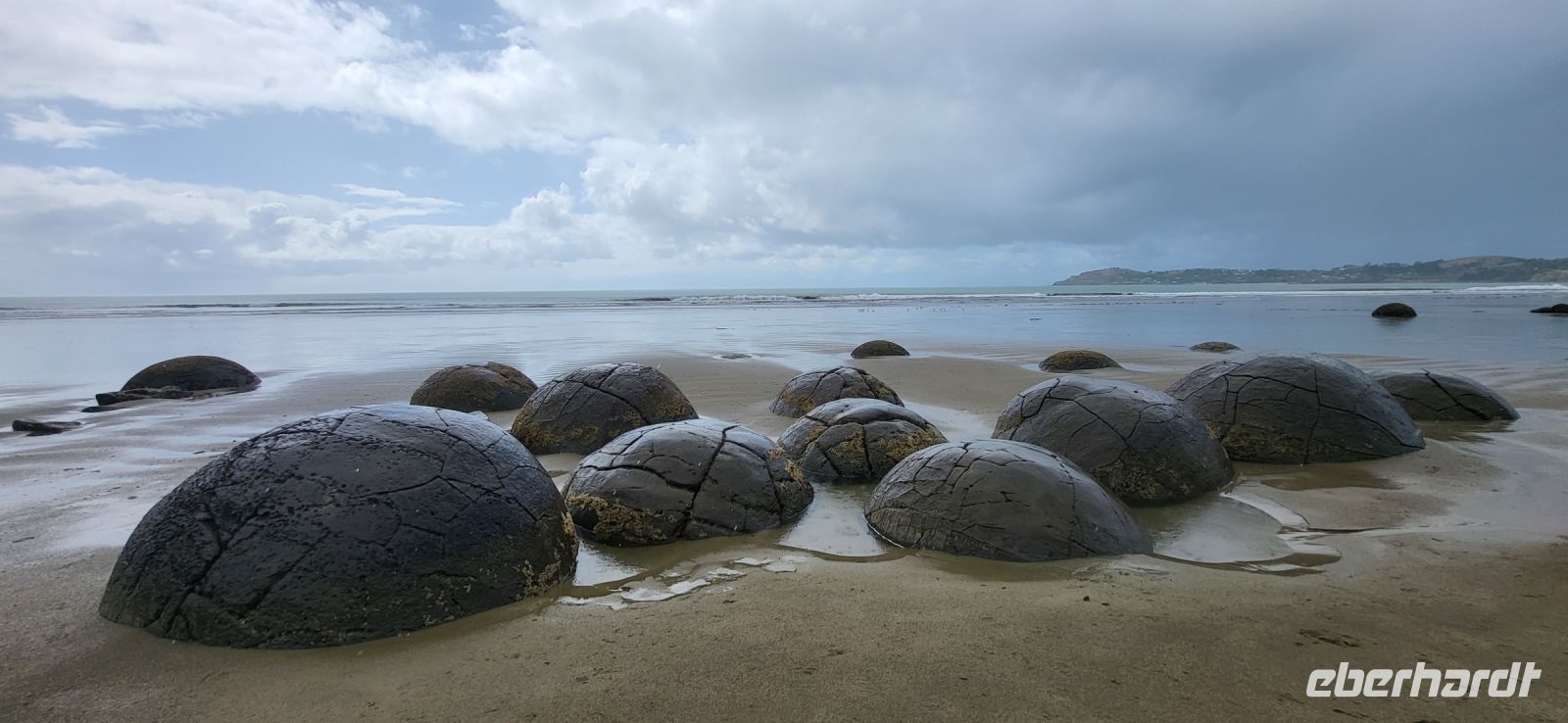 215 Strand Moeraki Boulders &ndash; &copy; Susanne Schirmann (Eberhardt TRAVEL)