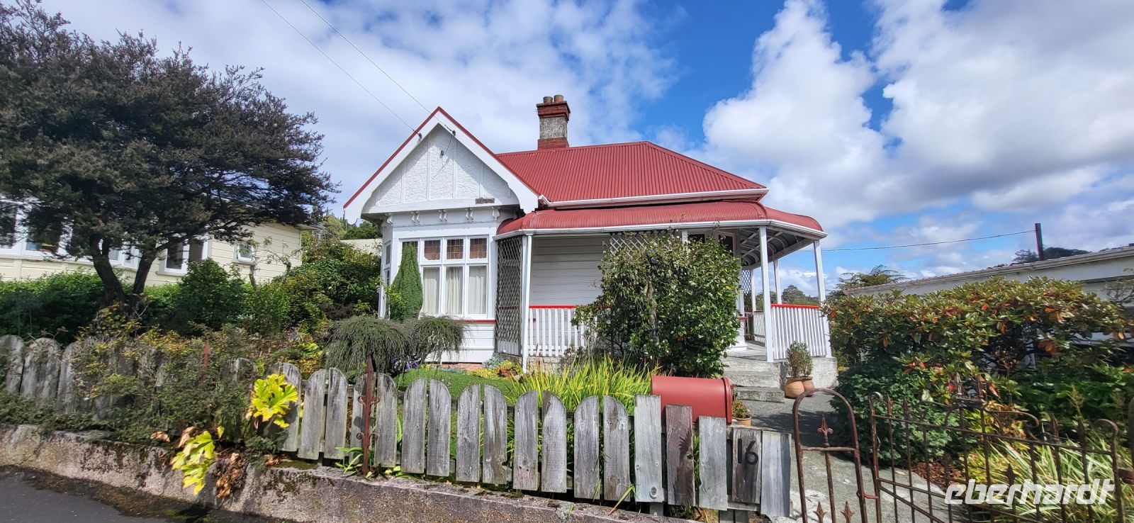 219 Baldwin Street Dunedin &ndash; &copy; Susanne Schirmann (Eberhardt TRAVEL)
