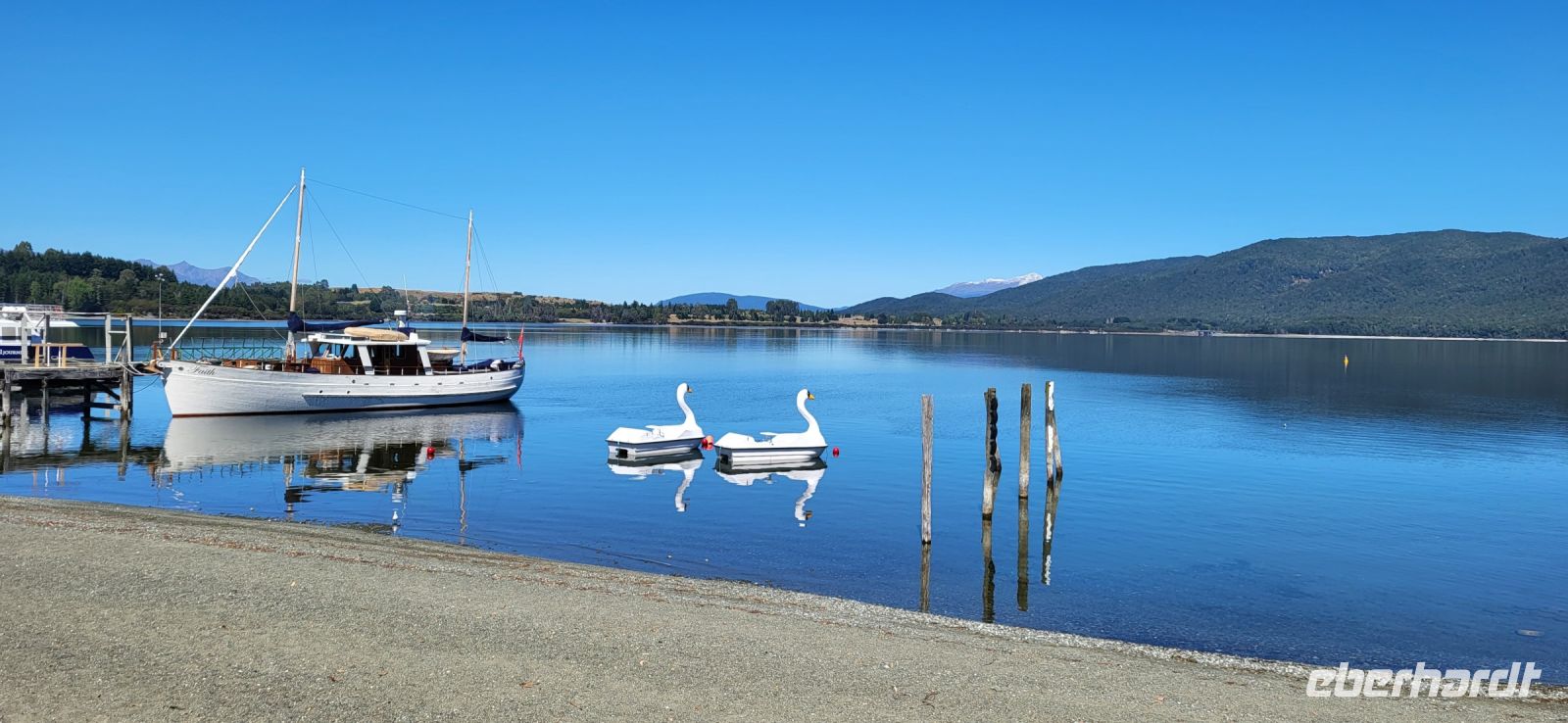 240 Lake Te Anau &ndash; &copy; Susanne Schirmann (Eberhardt TRAVEL)