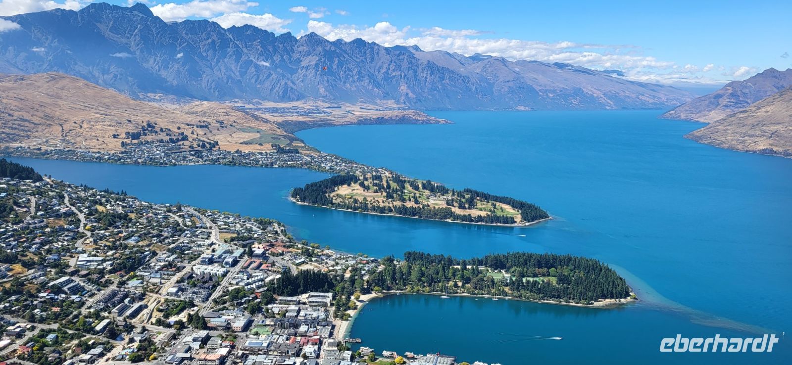 296 Lake Wakatipu &ndash; &copy; Susanne Schirmann (Eberhardt TRAVEL)