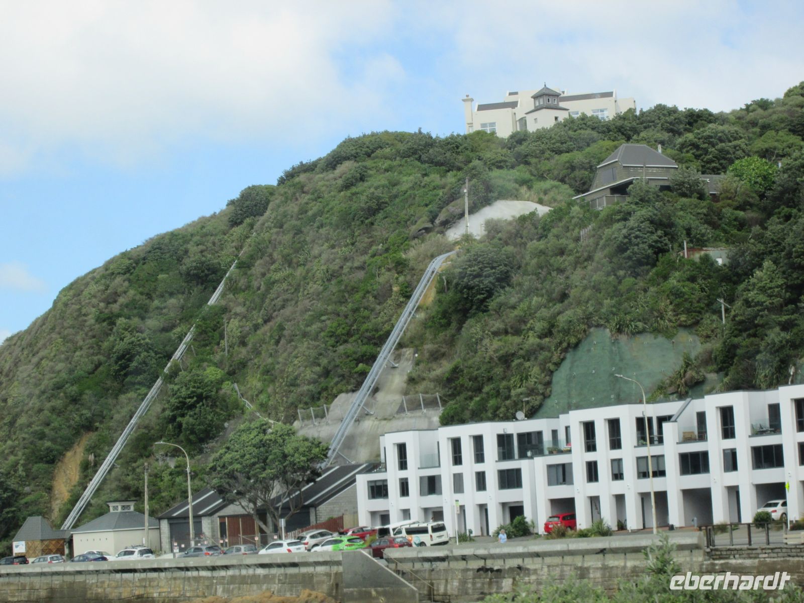 Wellington: Privataufzüge zu den Villen &ndash; &copy; Heike Heinen (Eberhardt TRAVEL)
