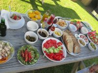 unser Grillbuffet  &ndash; &copy; Heike Heinen (Eberhardt TRAVEL)