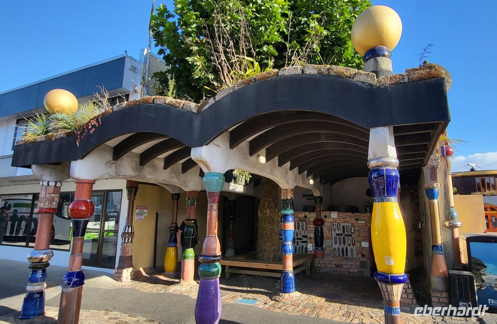 83 Hundertwasser Toilette &ndash; &copy; Susanne Schirmann (Eberhardt TRAVEL)