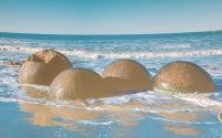 181 Moeraki Boulders &ndash; &copy; Susanne Schirmann (Eberhardt TRAVEL)