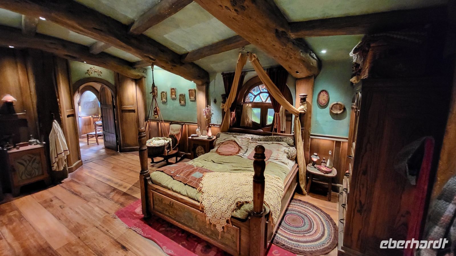 163 - Hobbiton &ndash; &copy; Vivien Fiedler (Eberhardt TRAVEL)