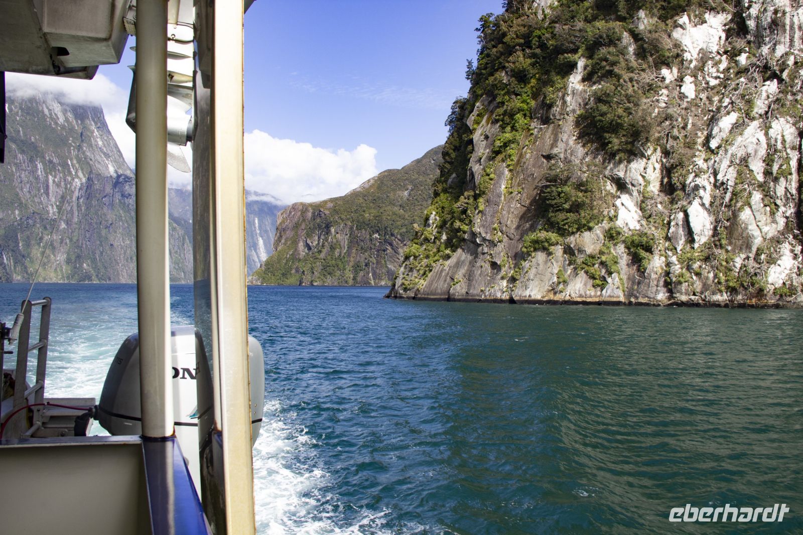 324 - Milford Sound &ndash; &copy; Vivien Fiedler (Eberhardt TRAVEL)