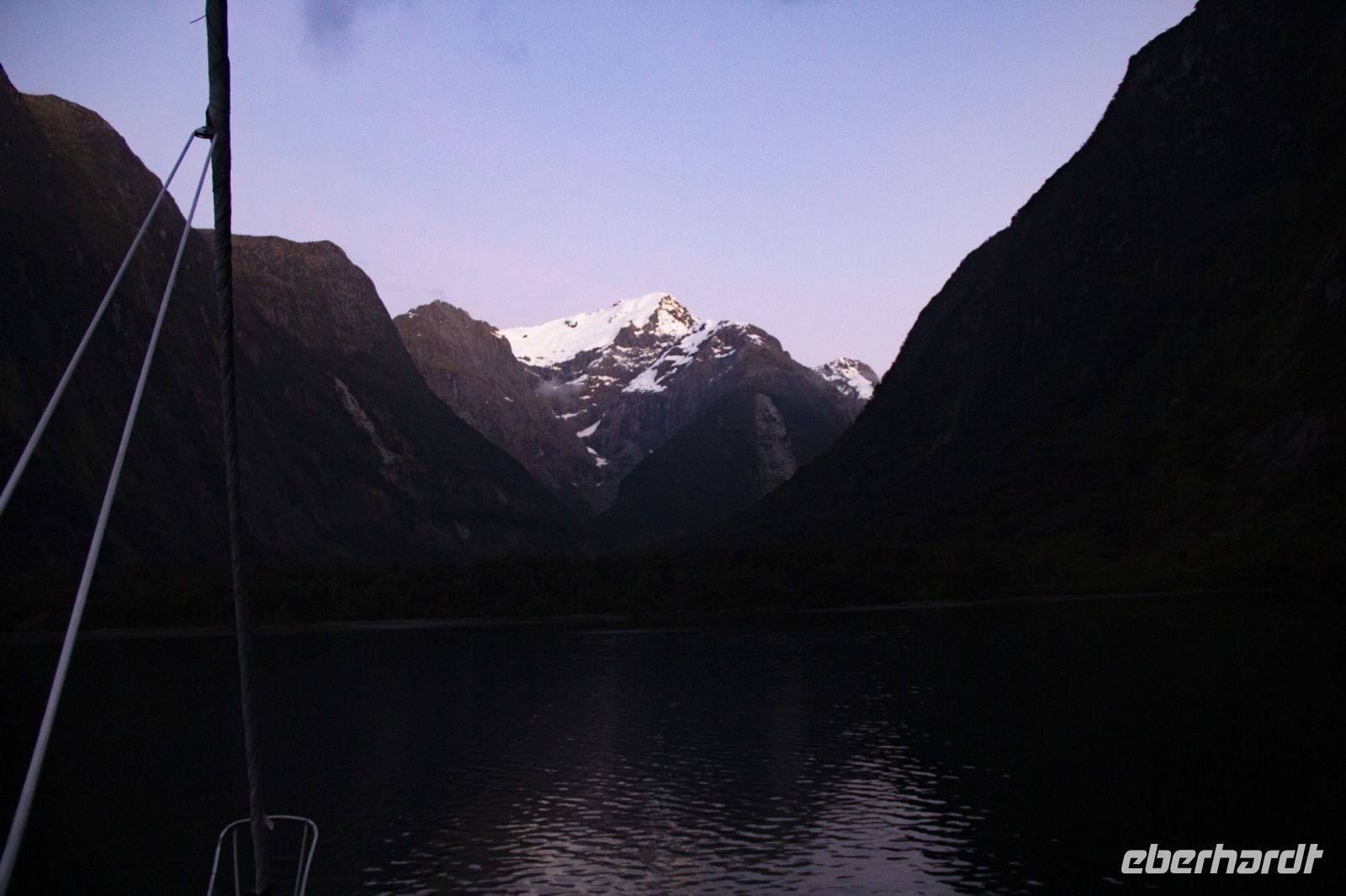 351 - Milford Sound &ndash; &copy; Vivien Fiedler (Eberhardt TRAVEL)