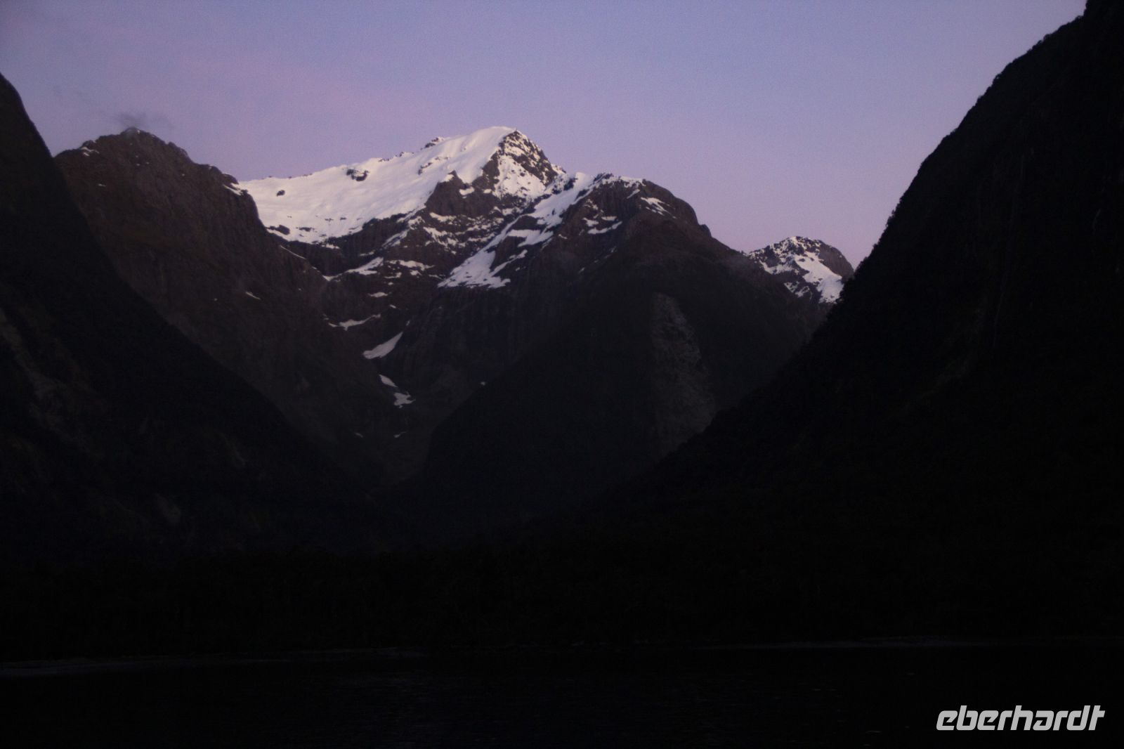 354 - Milford Sound &ndash; &copy; Vivien Fiedler (Eberhardt TRAVEL)