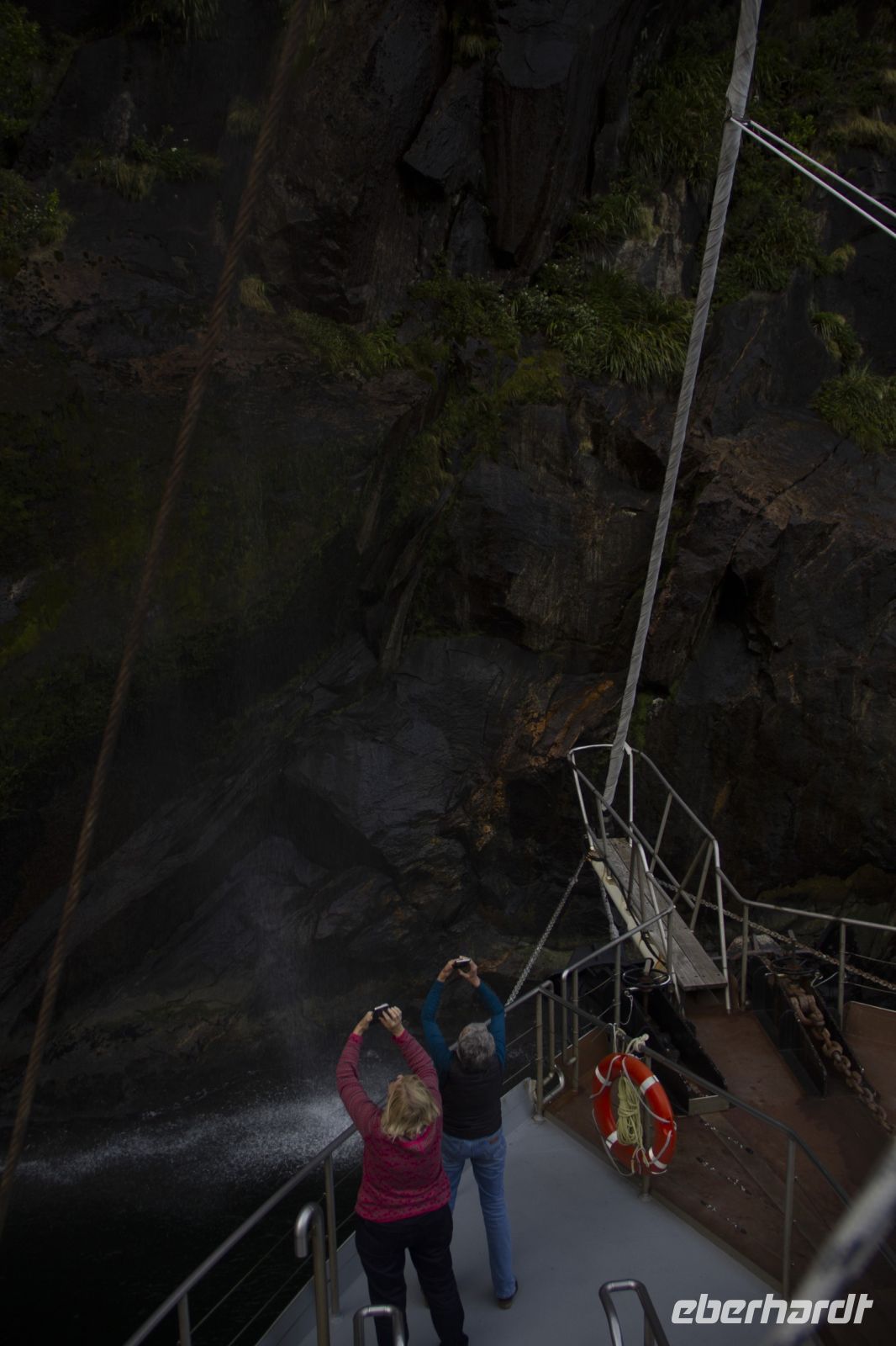 364 - Milford Sound &ndash; &copy; Vivien Fiedler (Eberhardt TRAVEL)
