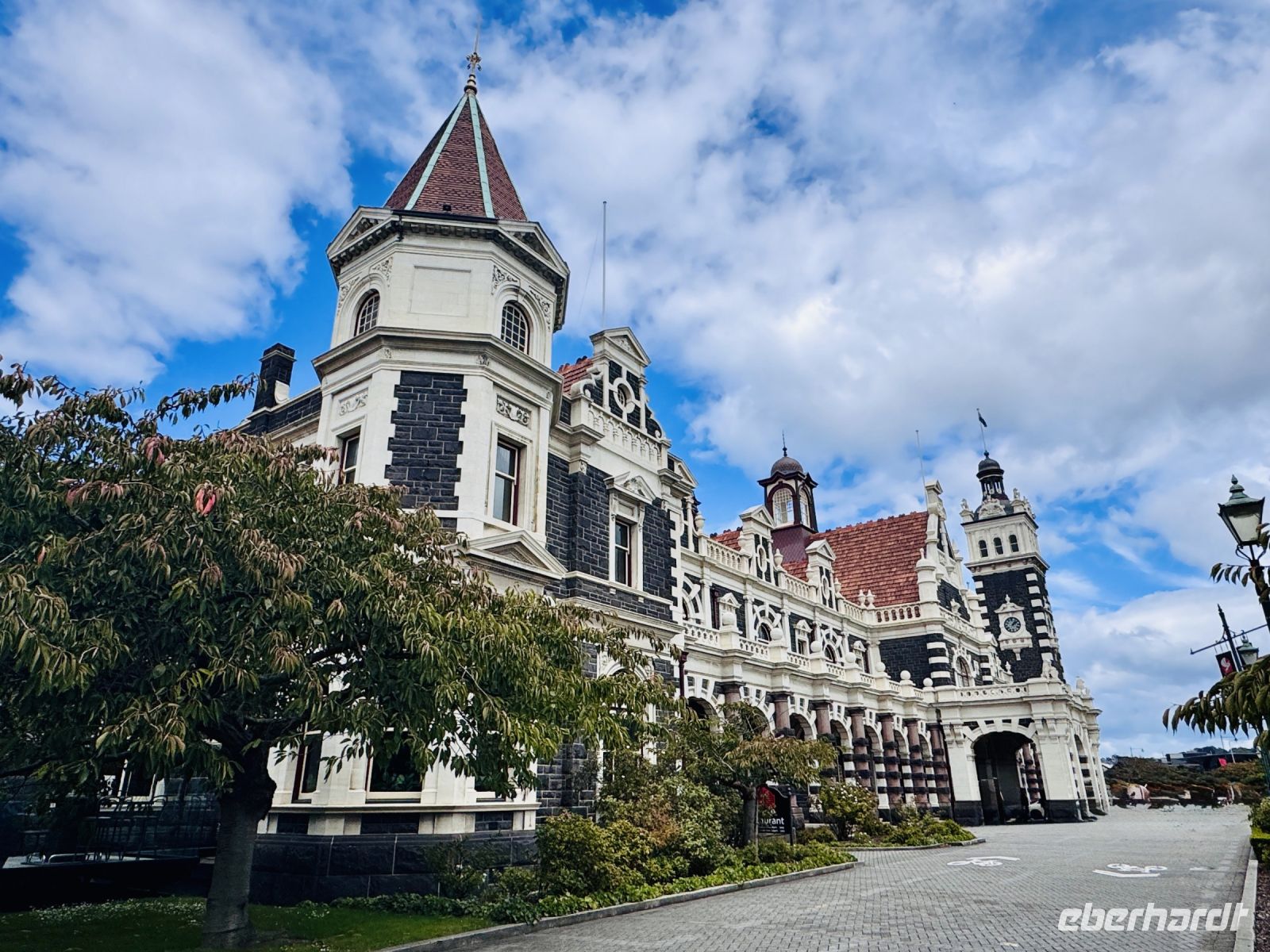 Tag 15 - Bahnhof, Dunedin  &ndash; &copy; Christin Kuschka (Eberhardt TRAVEL)