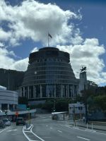 06.03.2025: Ankunft in Wellington: Beehive &ndash; &copy; Anne Fohlert (Eberhardt TRAVEL)