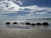 10.03.2025: Moeraki Boulders &ndash; &copy; Anne Fohlert (Eberhardt TRAVEL)