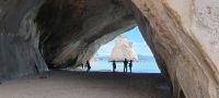 Cathedral Cove  &ndash; &copy; Monika Cortese (Eberhardt TRAVEL)