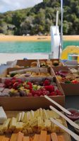 Gourmet Lunch an Bord  &ndash; &copy; Monika Cortese (Eberhardt TRAVEL)