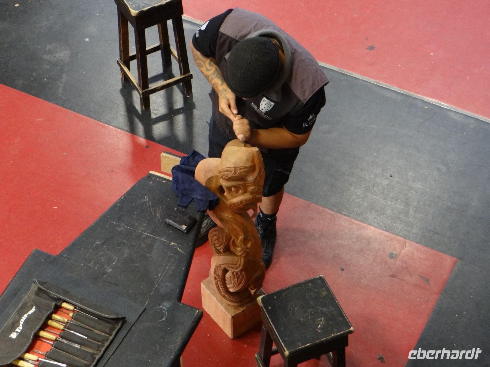 Te Puia, Schnitzer bei der Arbeit &ndash; &copy; Vivian Kreft (Eberhardt TRAVEL)