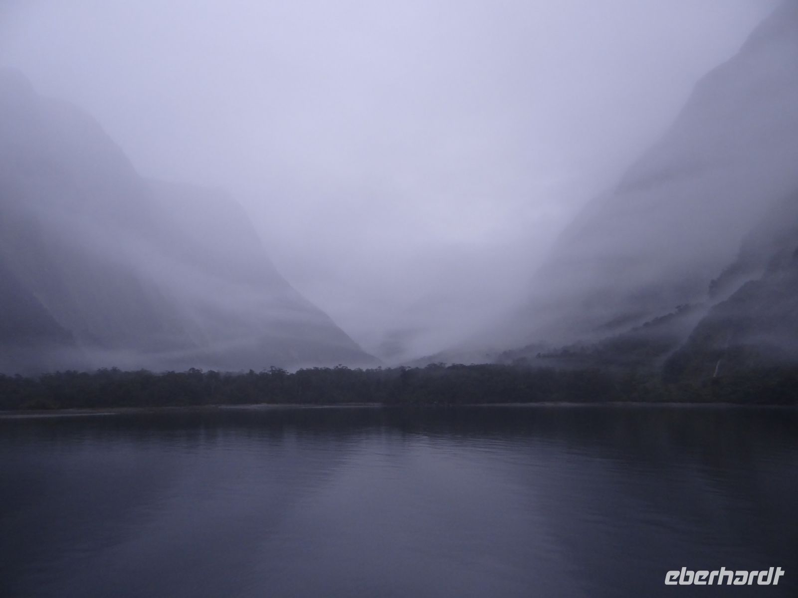 Miford Sound &ndash; &copy; Vivian Kreft (Eberhardt TRAVEL)