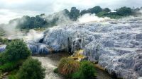 Große Rundreise Neuseeland: Geysire im Te Puia Park.  &ndash; &copy; Martina Wegener (Eberhardt TRAVEL)