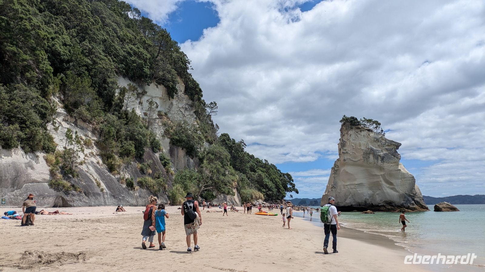 Cathedral Cove &ndash; &copy; Geena Dutschmann (Eberhardt TRAVEL)