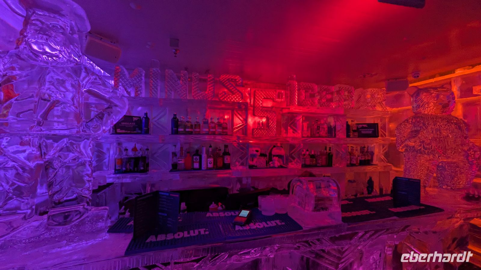 ICE Bar, Queenstown &ndash; &copy; Geena Dutschmann (Eberhardt TRAVEL)