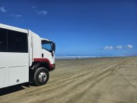 Unser Bus am Ninety Mile Beach &ndash; &copy; Mariele Legler (Eberhardt TRAVEL)