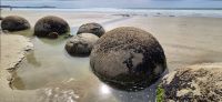 196 Moeraki Boulders &ndash; &copy; Susanne Schirmann (Eberhardt TRAVEL)