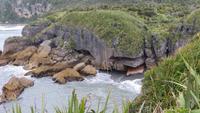 0842 Punakaiki - Pfannkchenfelsen - &ndash; &copy; Annette Weise (Eberhardt TRAVEL)