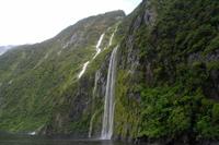Fahrtimpressionen vom Milford Sound &ndash; &copy; Katrin Deutschbein (Eberhardt TRAVEL)