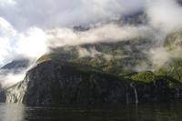 Fahrtimpressionen vom Milford Sound &ndash; &copy; Katrin Deutschbein (Eberhardt TRAVEL)
