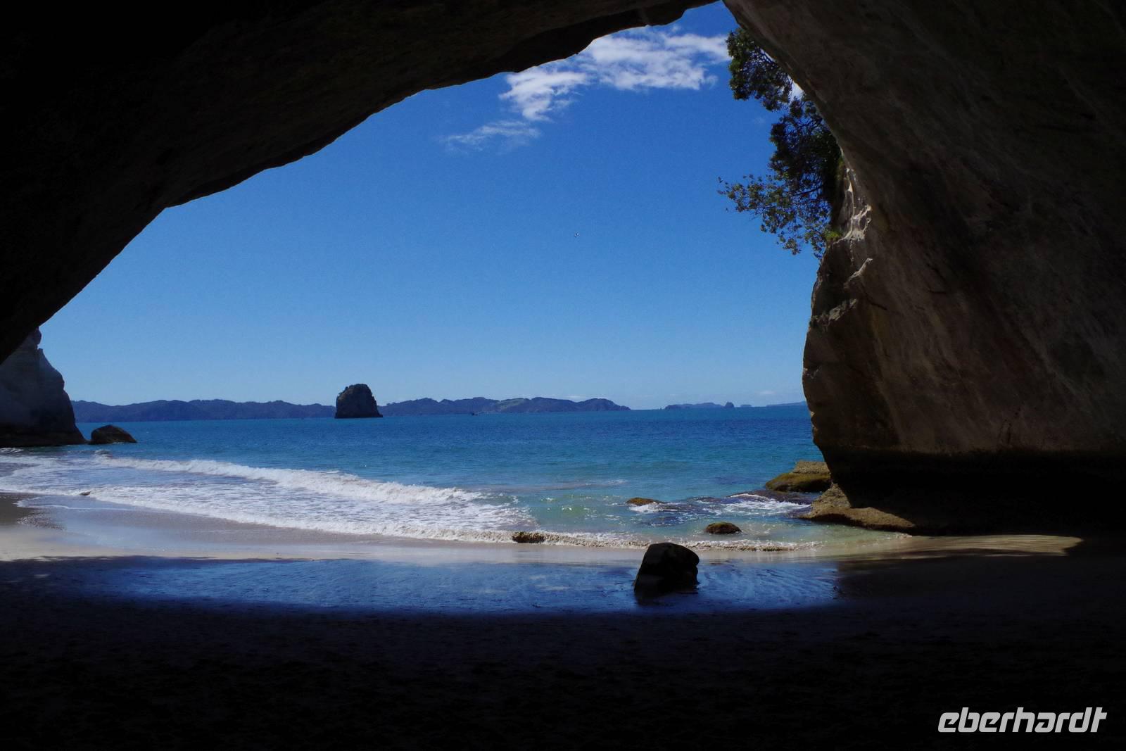 Cathedral Cove &ndash; &copy; Cindy Streidt (Eberhardt TRAVEL)