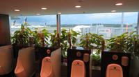 Mit Blick aufs Rollfeld &ndash; &copy; Rico Manns (Eberhardt TRAVEL)