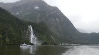 Milford Sound &ndash; &copy; Frank Nimschowski (Eberhardt TRAVEL)