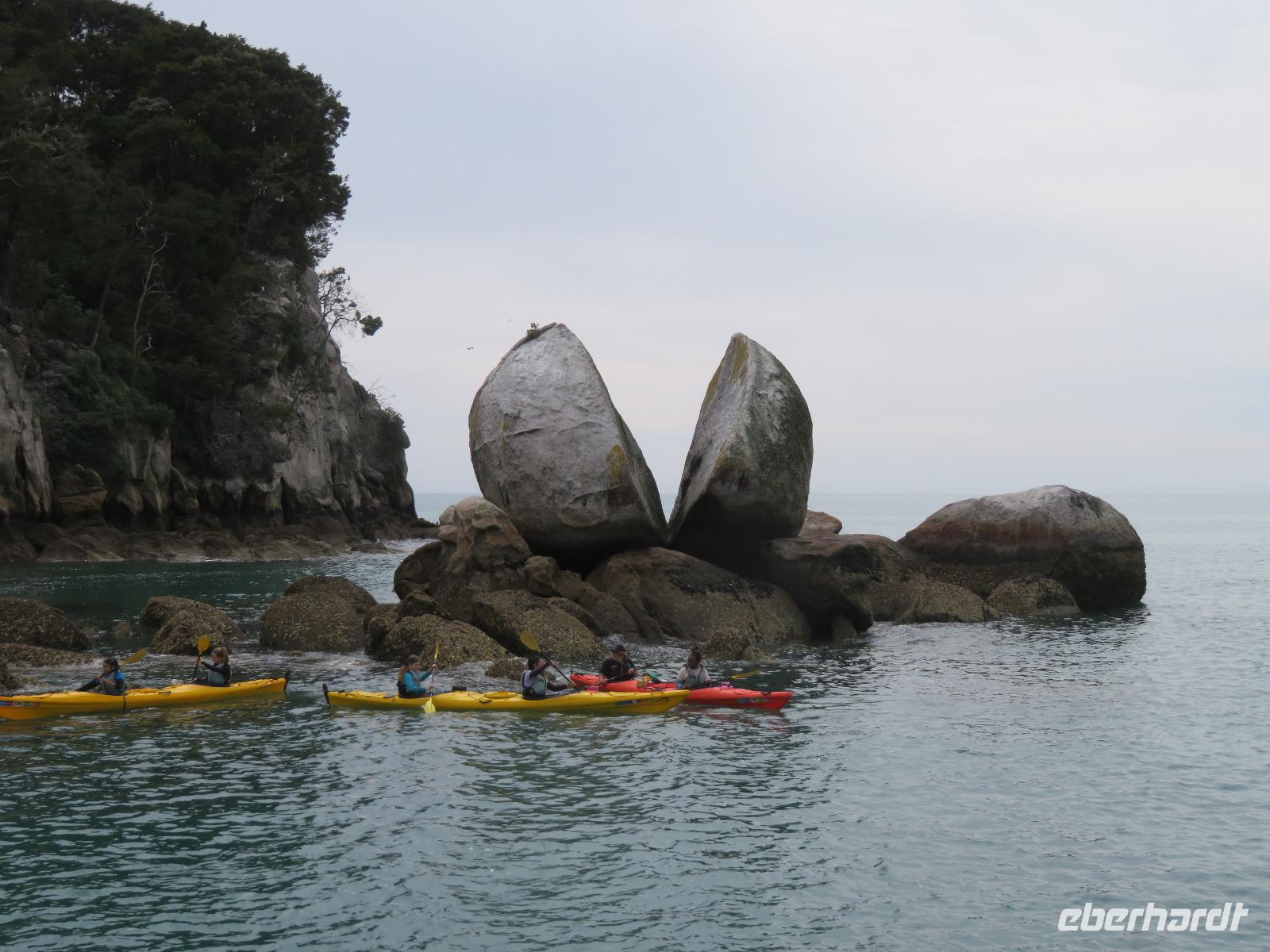 Abel Tasman Nationalpark - Split Apple Rock &ndash; &copy; Juliane Voigt (Eberhardt TRAVEL)