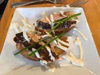 Abendessen  &ndash; &copy; Sabine Letzybyll (Eberhardt TRAVEL)