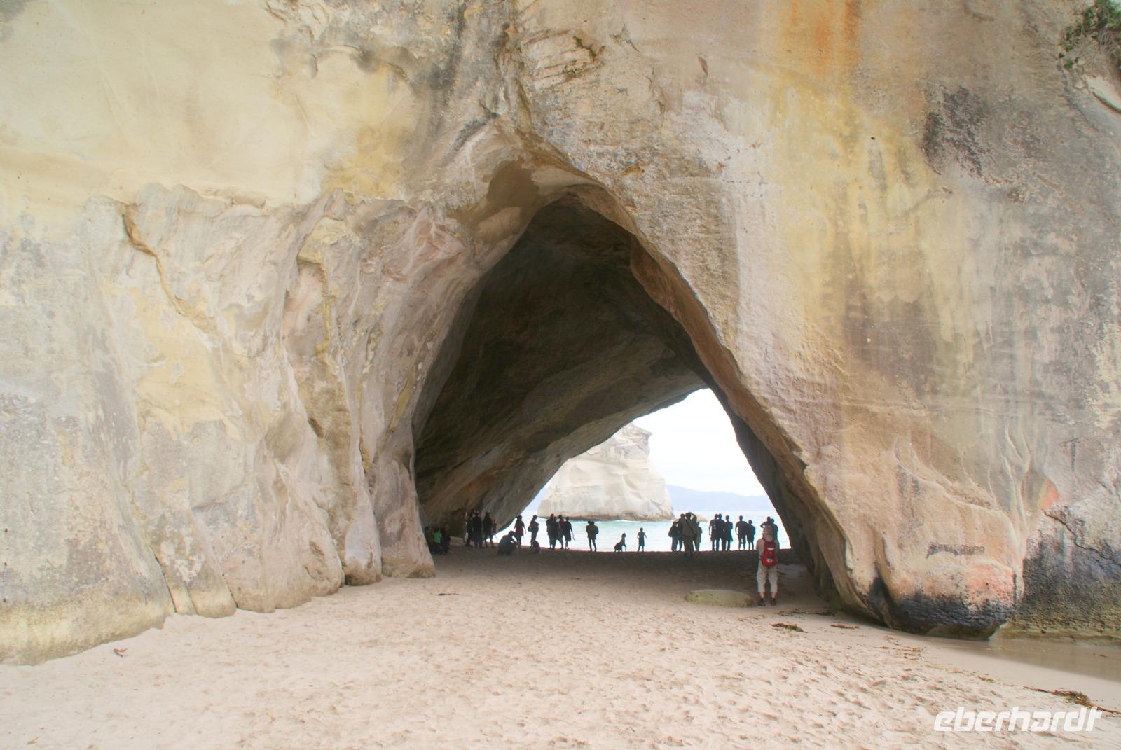 Cathedral Cove &ndash; &copy; Susanne Schirmann (Eberhardt TRAVEL)