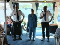 Die Crew verabschiedet sich &ndash; &copy; Wolfgang Eckert (Eberhardt TRAVEL)
