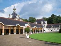 Stallungen des Schlosses Het Loo &ndash; &copy; Irene Schneider (Eberhardt TRAVEL)