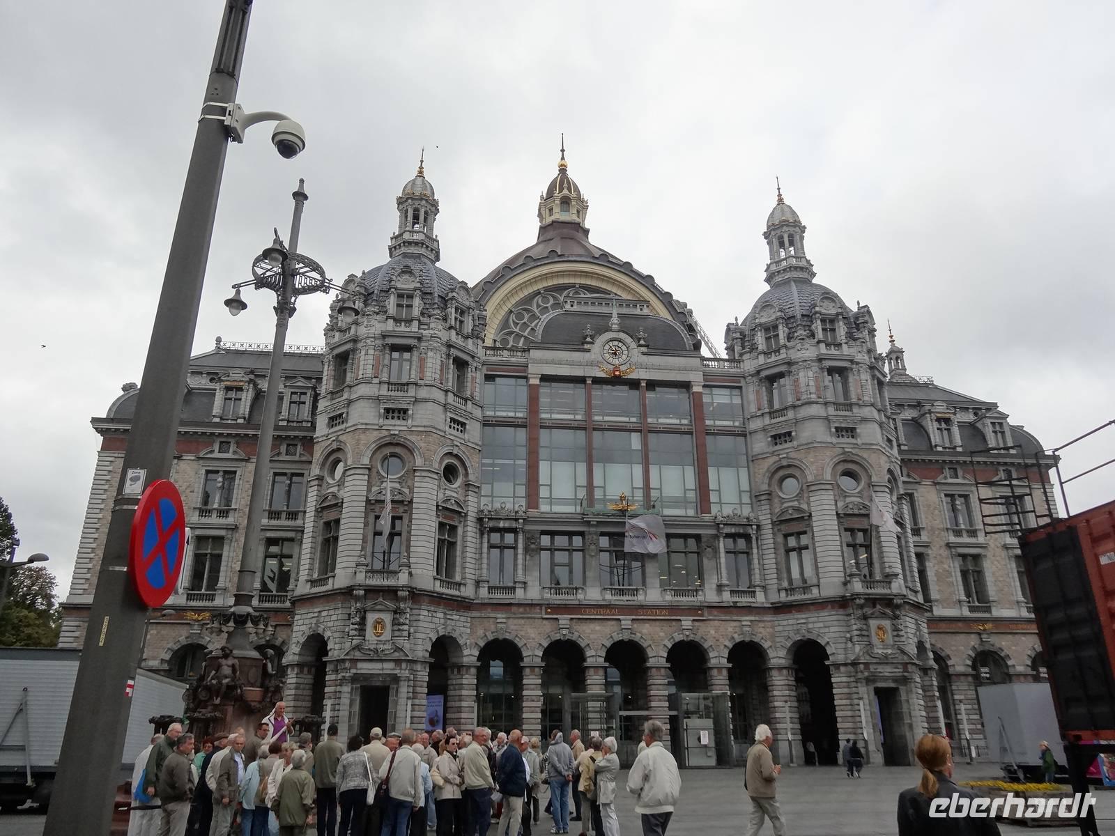 Antwerpen, Bahnhof &ndash; &copy; Christina Günther (Eberhardt TRAVEL)