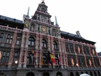 Antwerpen Rathaus Renaissancebauwerk von 1561 &ndash; &copy; Eva-Maria Strauß-Eberhardt (Eberhardt TRAVEL)