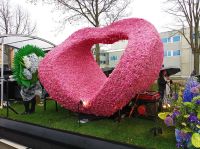 Blumenkorso &ndash; &copy; Gisela Gerlach (Eberhardt TRAVEL)