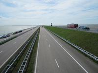 Abschlussdeich &ndash; &copy; Gisela Gerlach (Eberhardt TRAVEL)
