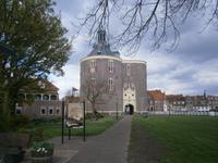 Enkhuizen, Hafentor mit typischen Glockenspiel