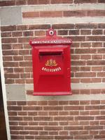 Briefkasten an der Bahnlinie Hoorn-Medemblik