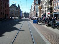 Amsterdam, Damrak &ndash; &copy; Steffen Mucke (Eberhardt TRAVEL)