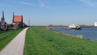 Handelshaus, Kleinbahnstation und Bootsanleger in Medemblik &ndash; &copy; Stefan Jahnke (Eberhardt TRAVEL)