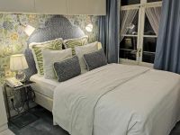 Romantisches Zimmerchen im Estherea Hotel in Amsterdam &ndash; &copy; Simone Willner (Eberhardt TRAVEL)