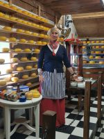 Frau Antje in Zaanse Schans &ndash; &copy; Simone Willner (Eberhardt TRAVEL)