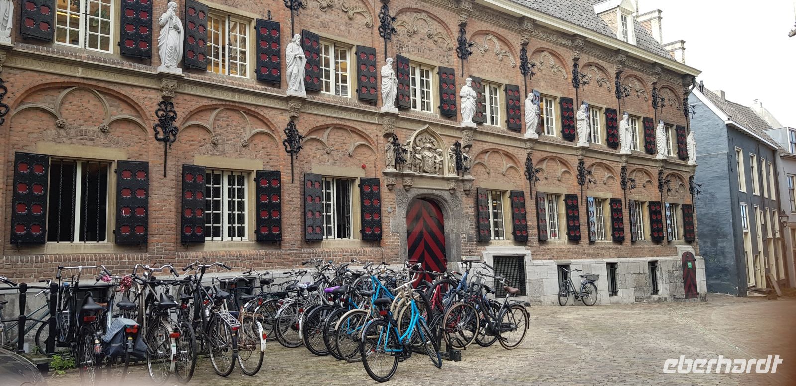 Nijmegen - alte Latainschule.jpg &ndash; &copy; Marion Kottlos (Eberhardt TRAVEL)