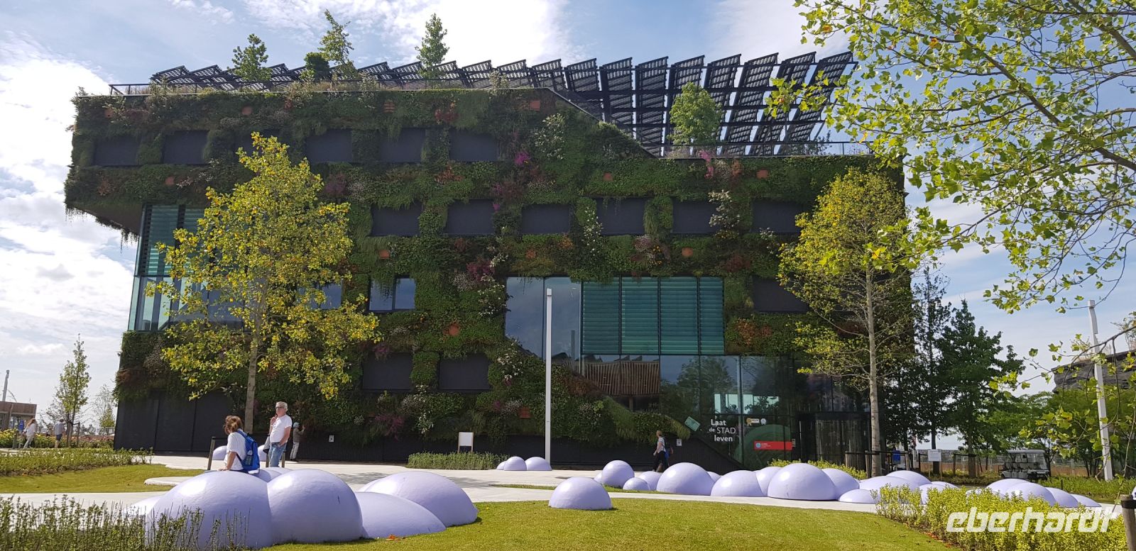 Floriade 2022 - begrüntes Haus.jpg &ndash; &copy; Marion Kottlos (Eberhardt TRAVEL)